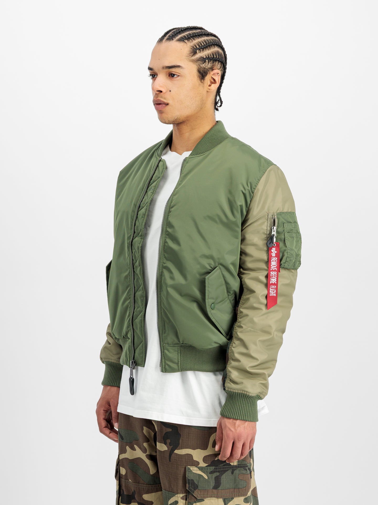 Kurtka Bomberka MA-1 Camo Back Embroidery Alpha Industries 258120