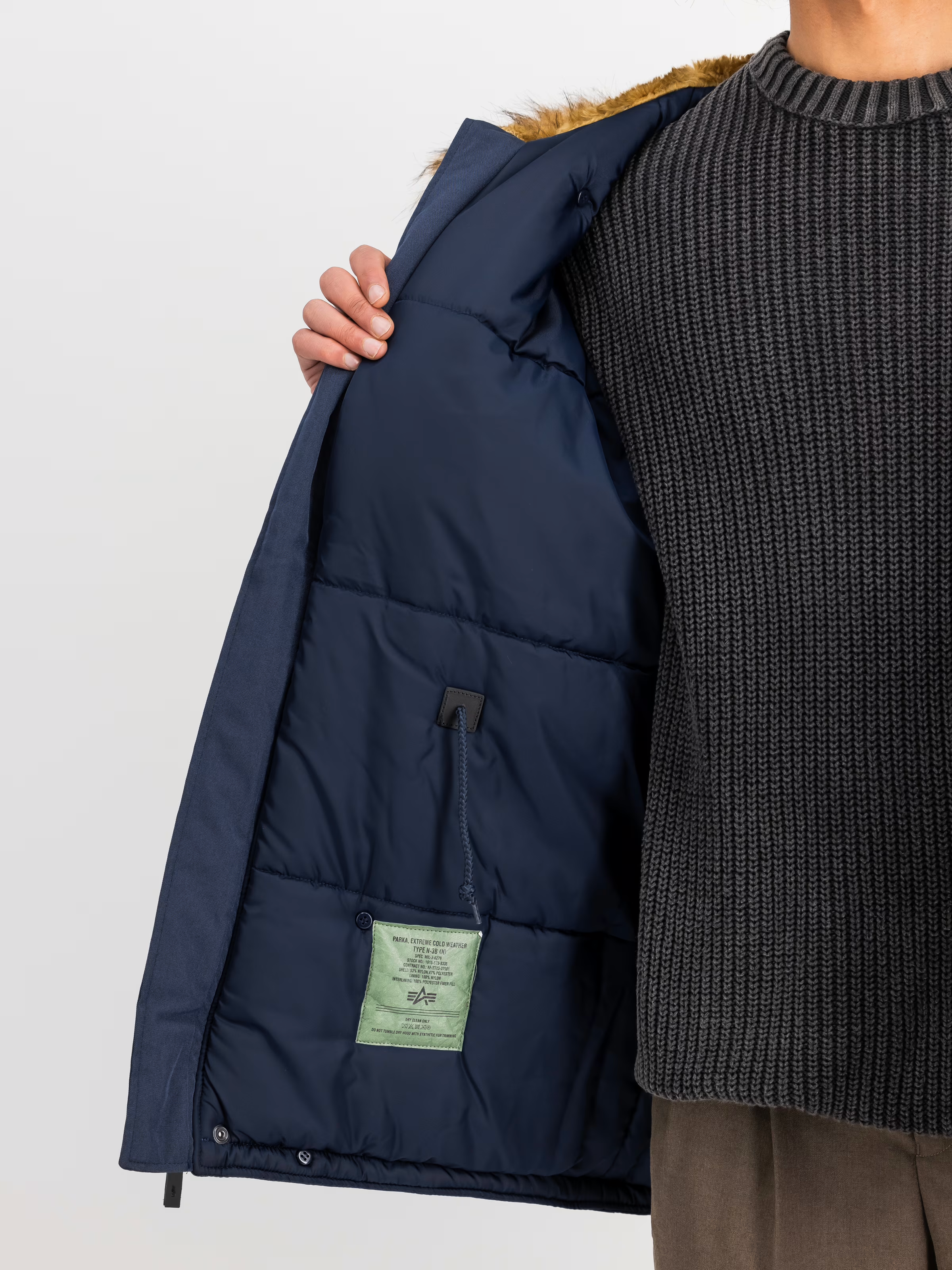Kurtka Explorer Alpha Industries XL/2XL/3XL 193128