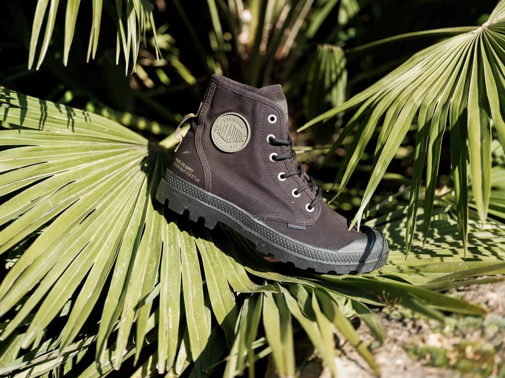 MONO CHROME BLACK BUTY PALLADIUM