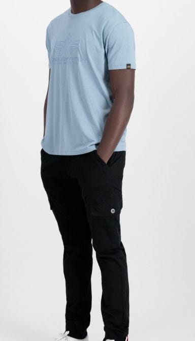 T-shirt z podstawowym haftem 118505